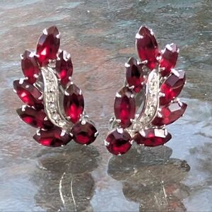 Weiss Red Earrings. Sparkly Red Stones & Rhinestones Clip On Earrings.